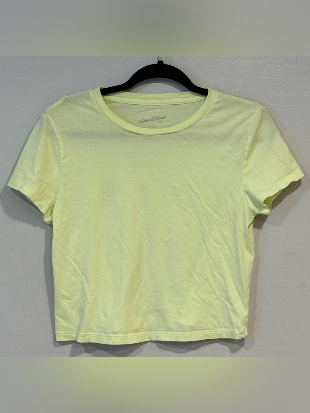 Universal Thread Short Sleeve Boxy Cropped Basic Tee Neon Yellow Women's Small